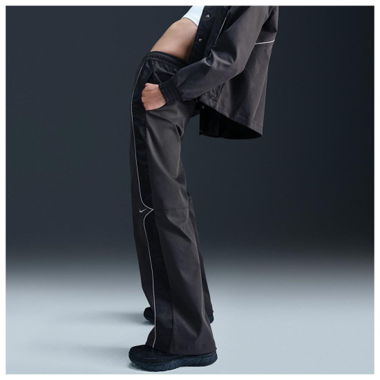 Nike Γυναικείο παντελόνι φόρμας Sportswear Woven Pants